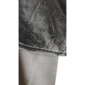 Плащ з хутряним коміром