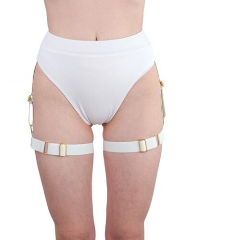 Трусики с портупеей