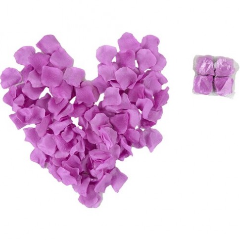 Пелюстки троянд